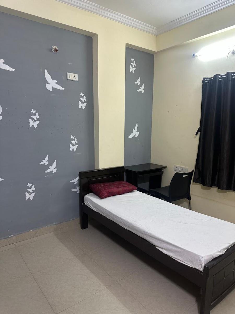 Green Nest Luxury Womens PG Gachibowli preview 1