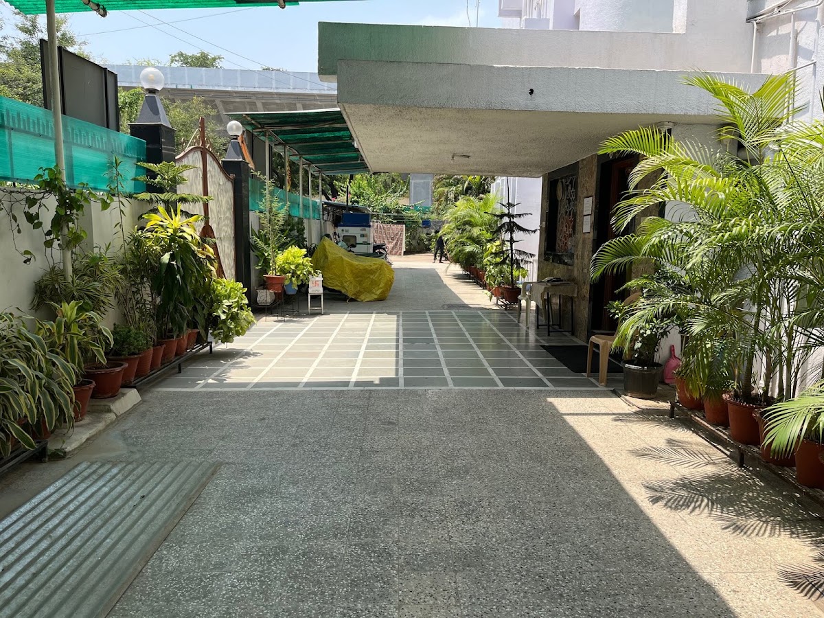 Surabhi Girls Hostel - Nagpur