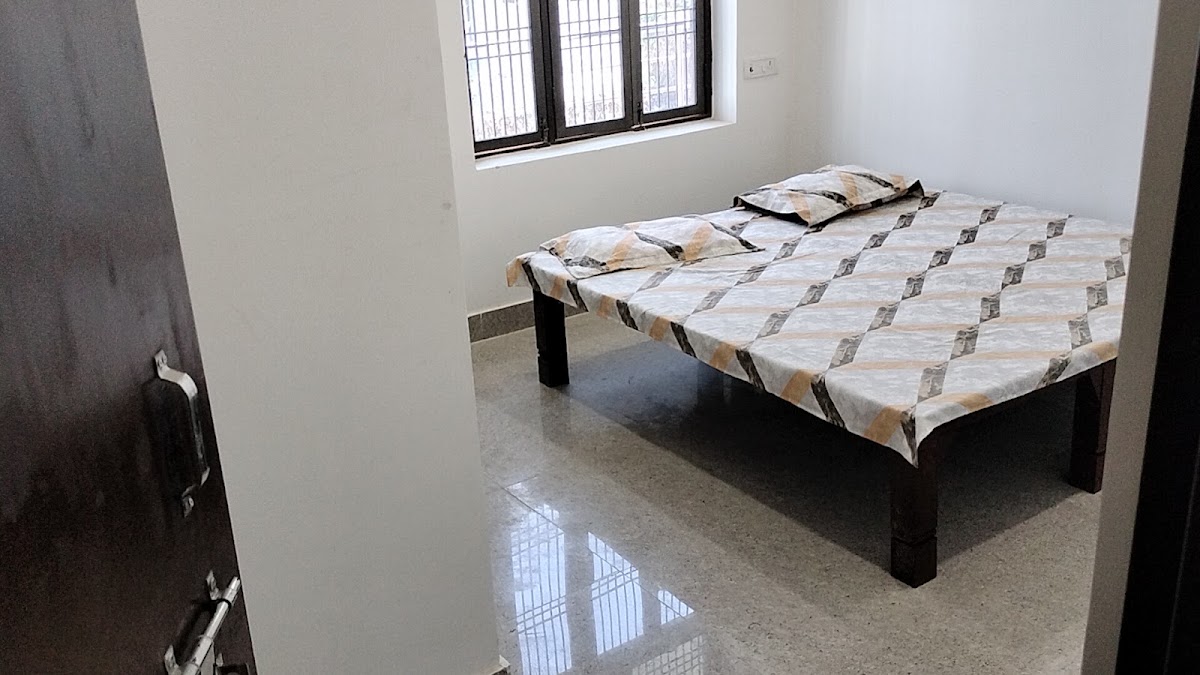 Shree Aditya boys hostel – Boys PG in Varanasi preview photo 1