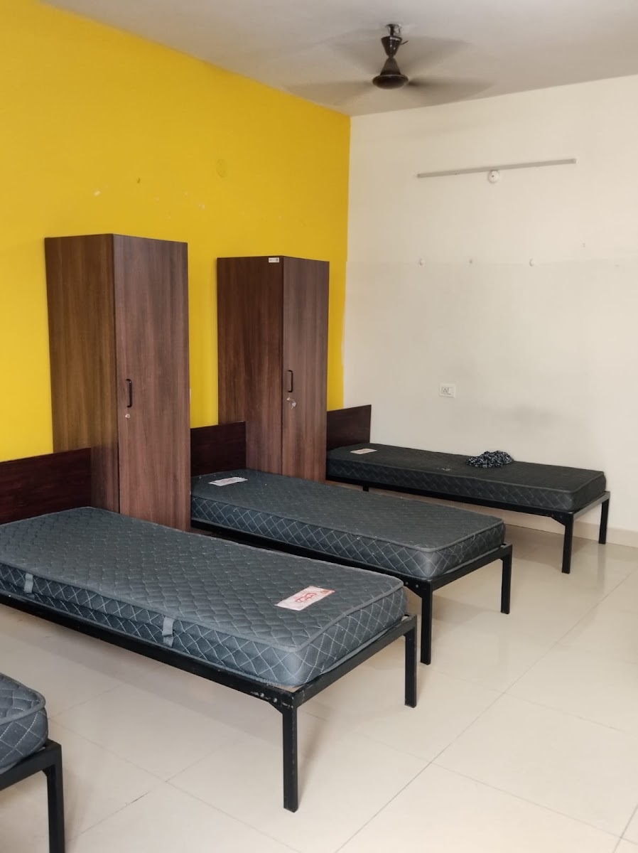 Stanza Living Tuzla House | Girls PG in Bahadurpally – Girls PG in Hyderabad preview photo 1