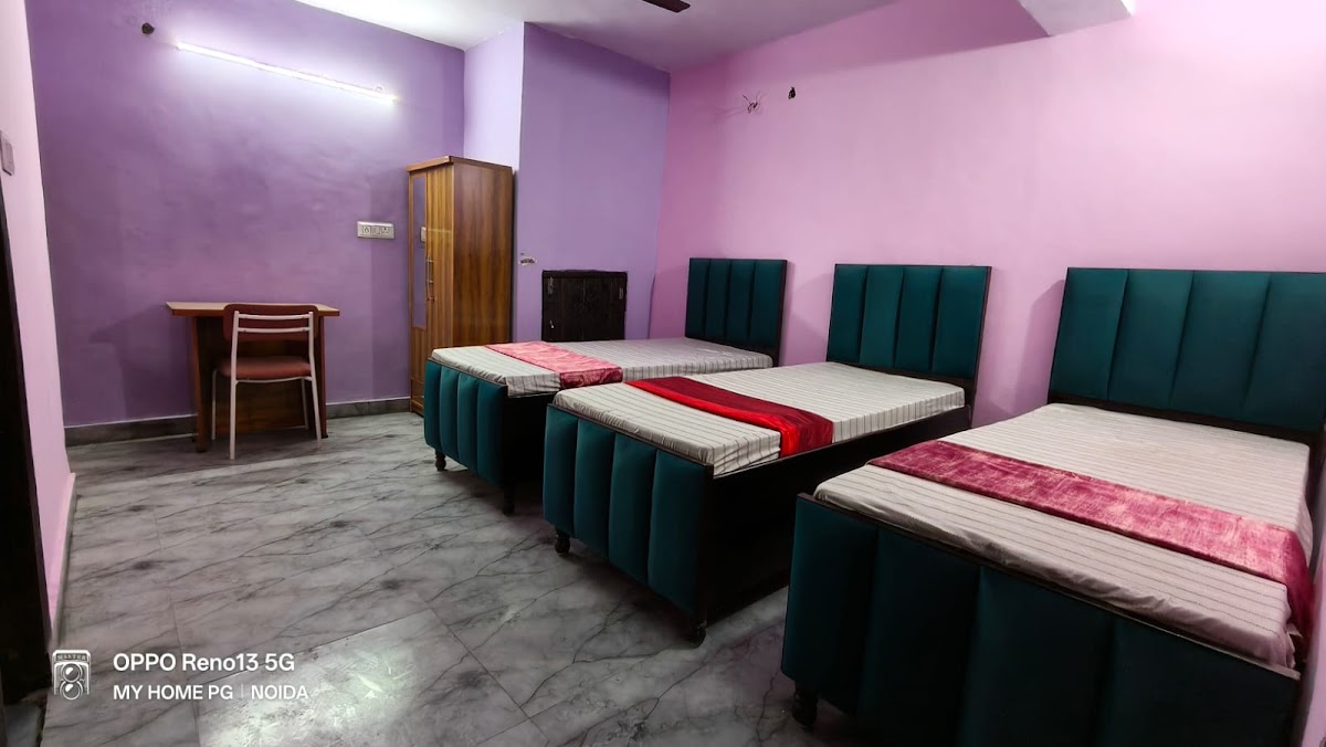 HOMELY SPACE BOYS PG – Boys PG in Noida preview photo 1