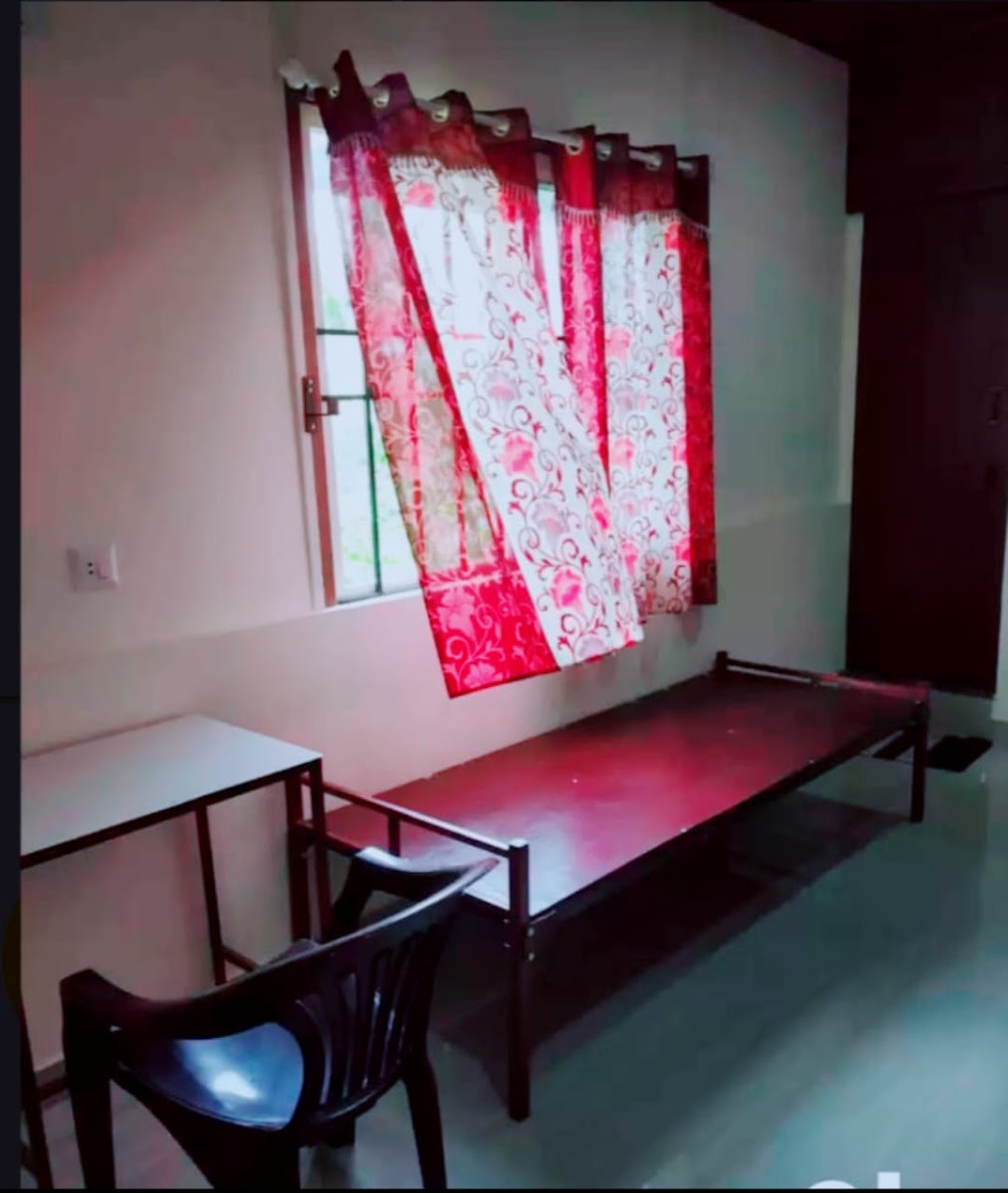 Jerome's - Ladies Hostel Vyttila, Ladies PG in Vyttila, Working Womens Hostel Vyttila, Womens PG, Ladies Hostel Ernakulam – Girls PG in Kochi preview photo 2