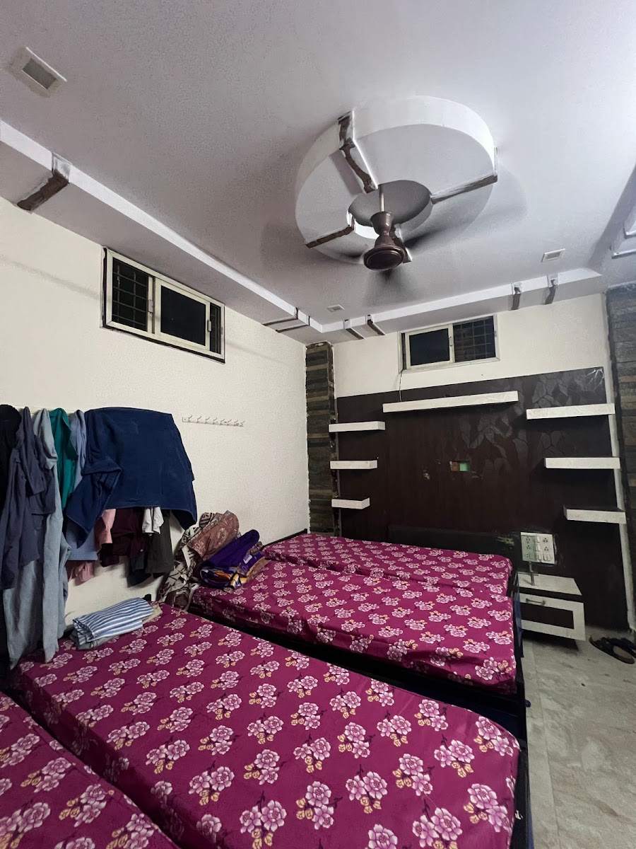 Sunrise Executive Boys Hostel. preview 1