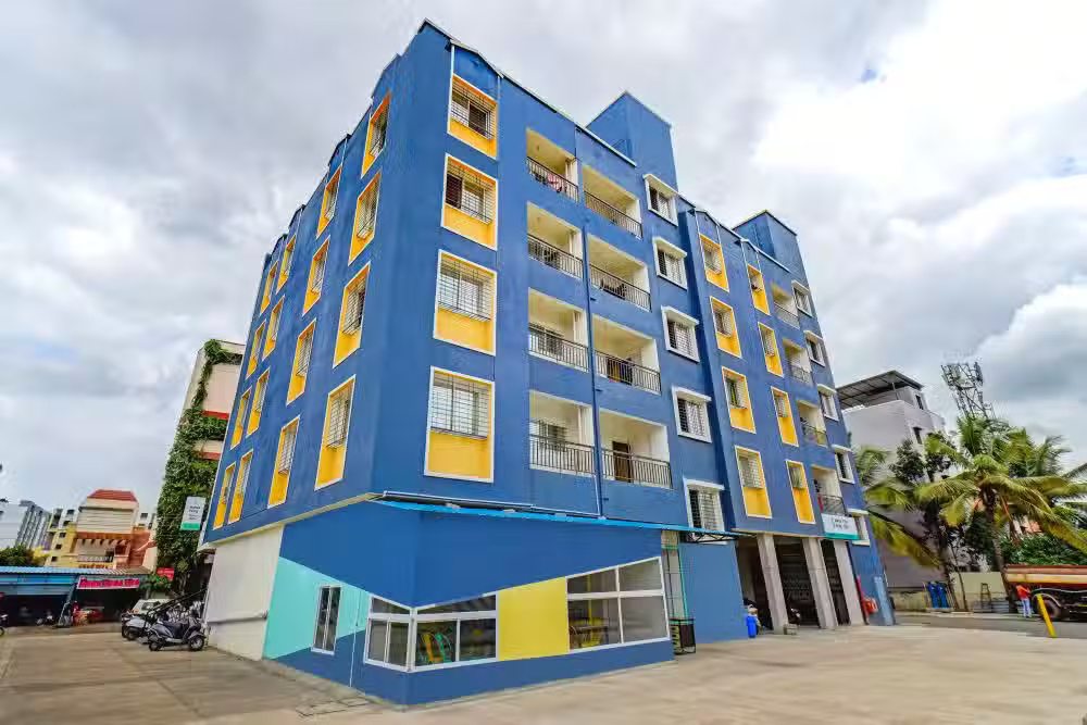 Stanza Living Kingston House | Boys PG in Wagholi