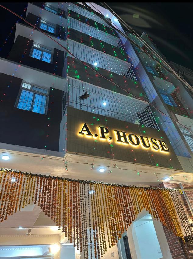 BRIGHT STAR PG/BOYS HOSTEL (A. P. HOUSE)