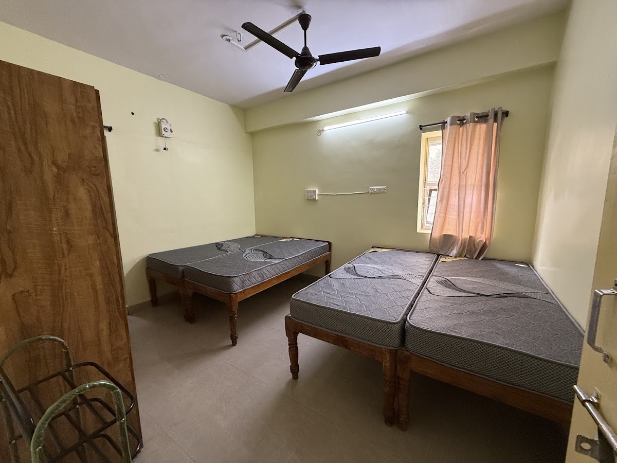 S4 Women’s Deluxe Hostel – Girls PG in Visakhapatnam preview photo 1
