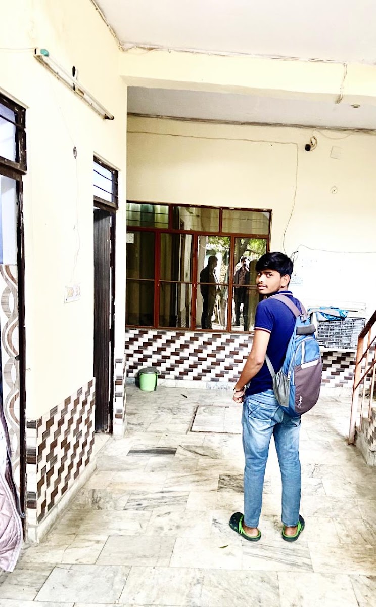 Aakarshan Boys Hostel – Boys PG in Kanpur preview photo 1