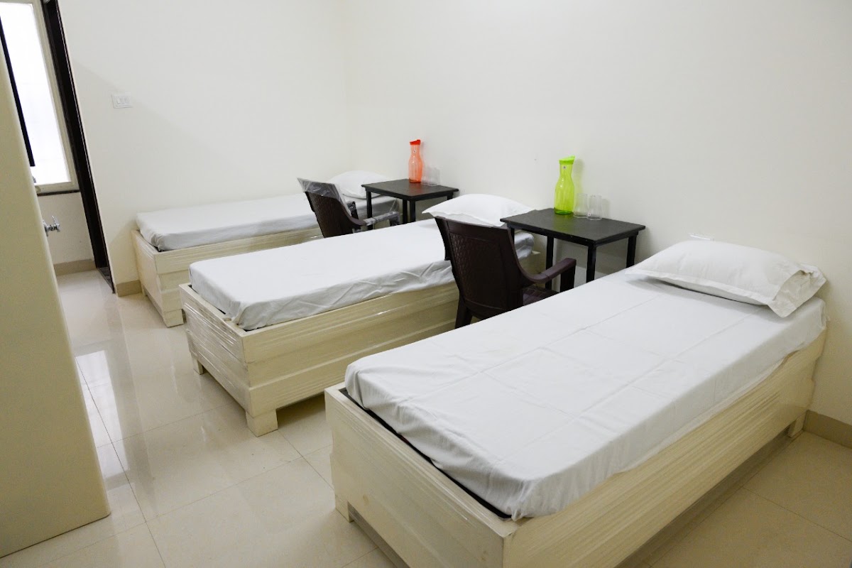 Wow girls hostel preview 1