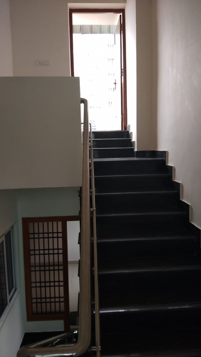 THE WHITE HOUSE, mens hostel/Paying guest accommodation preview 2
