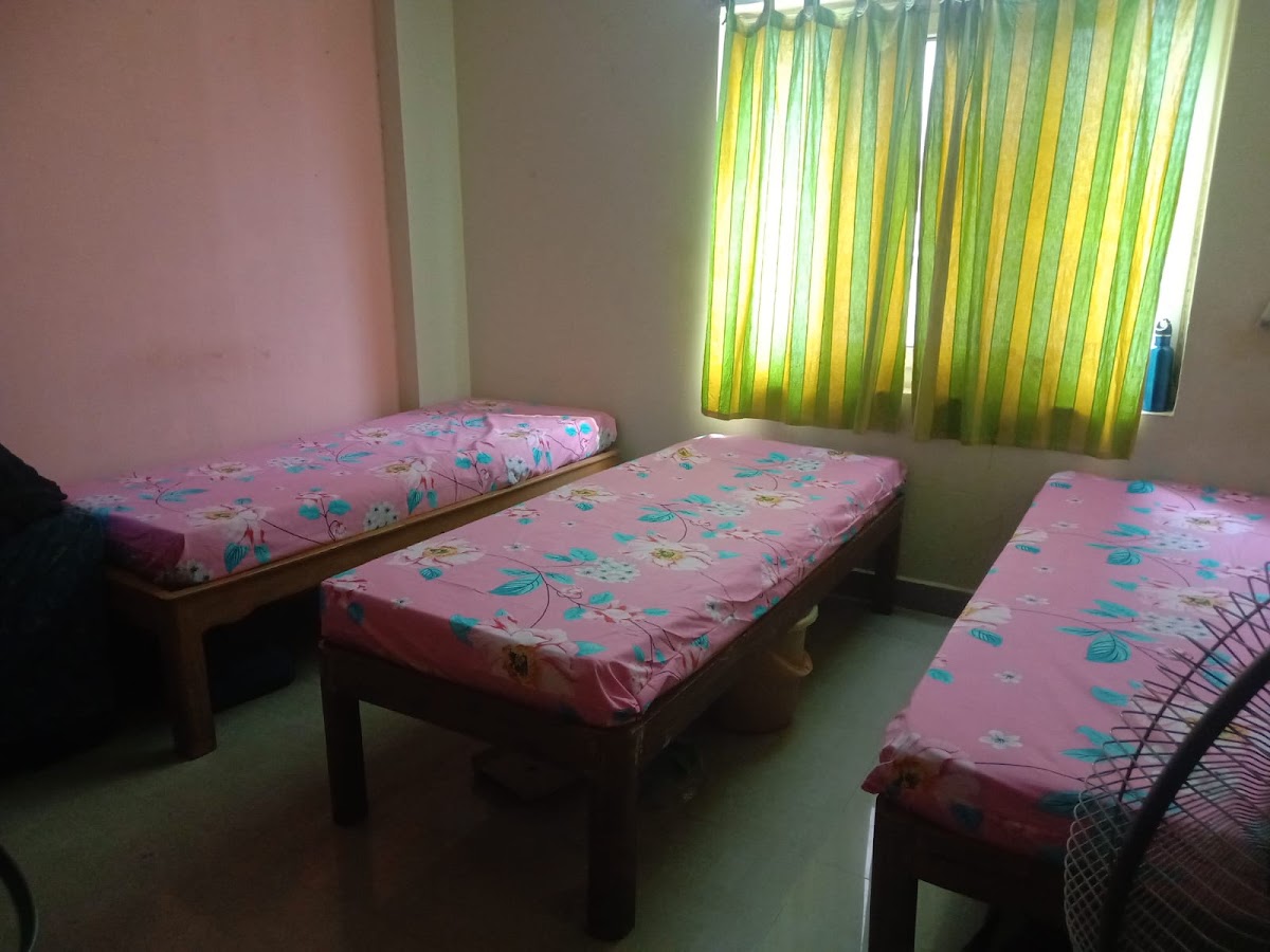 S4 deluxe hostel - Men – Boys PG in Visakhapatnam photo 1