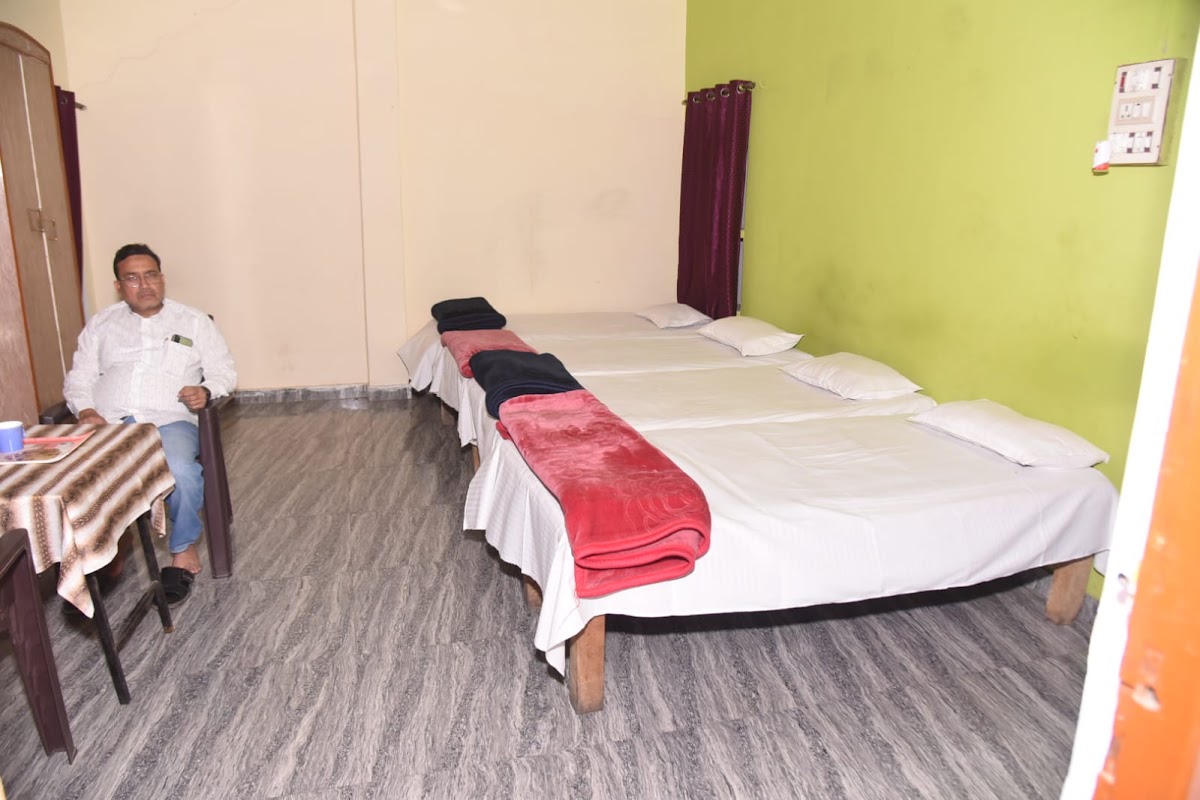 Manya girls hostel – Girls PG in Varanasi preview photo 2