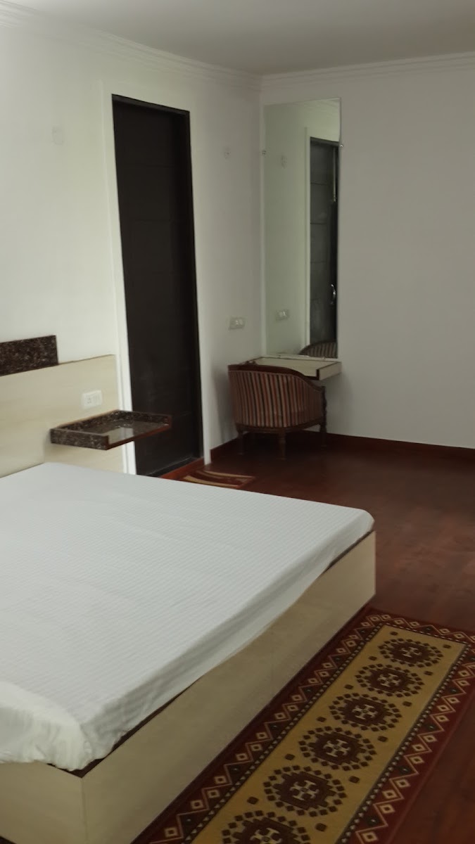 Noida Girls PG preview 2