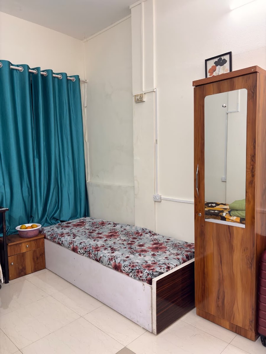 Shri Swami Samarth Girls PG/HOSTEL preview 1
