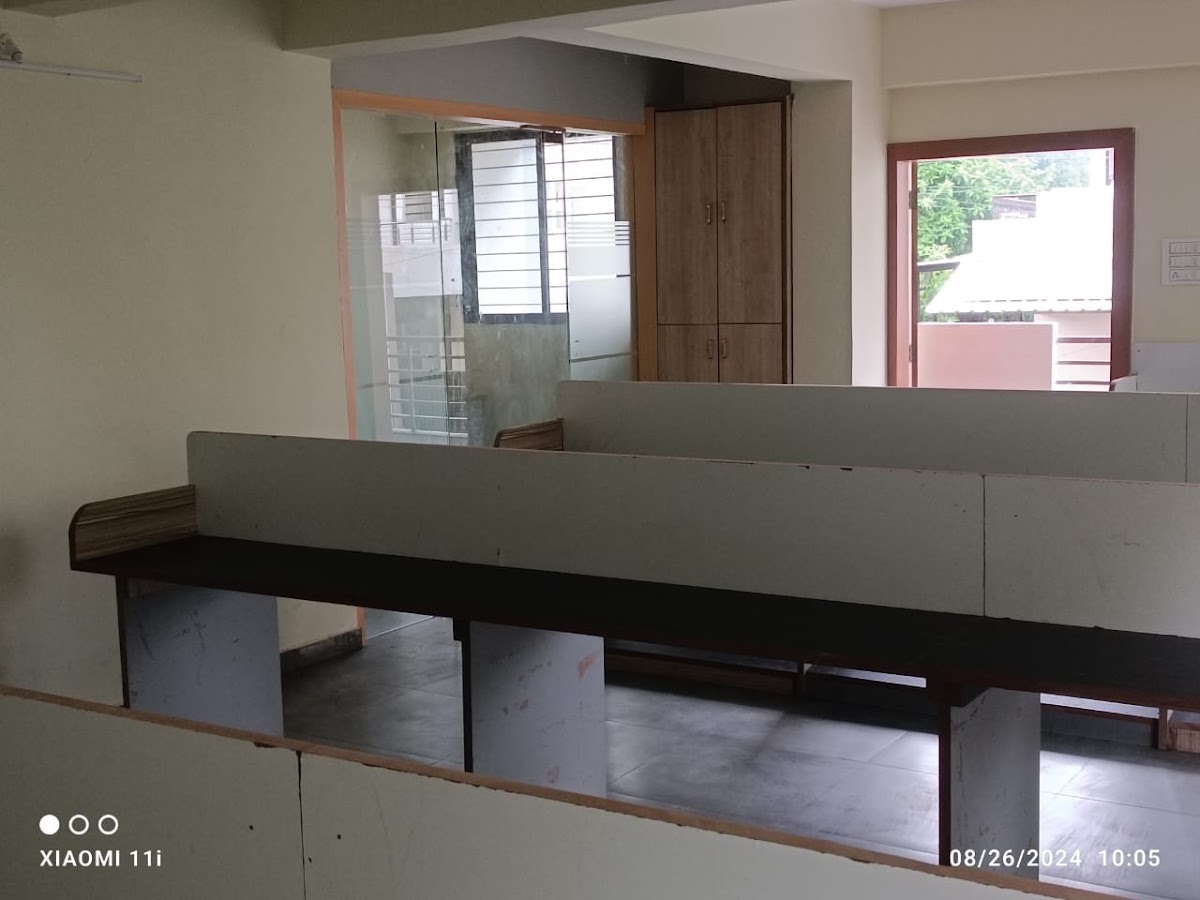 Vakratunda Girls Hostel – Girls PG in Nashik preview photo 1