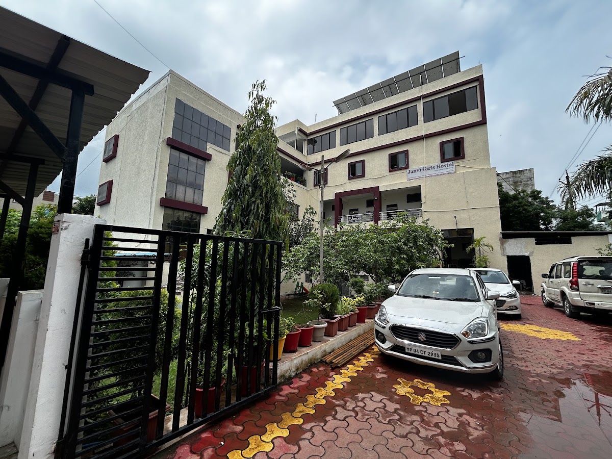 Janvi Girls and Working Women Hostel