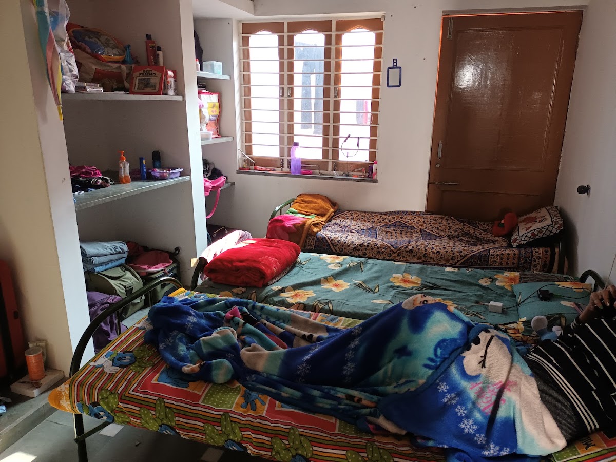 Jay Bhole PG for Girls – Girls PG in Gandhinagar preview photo 1