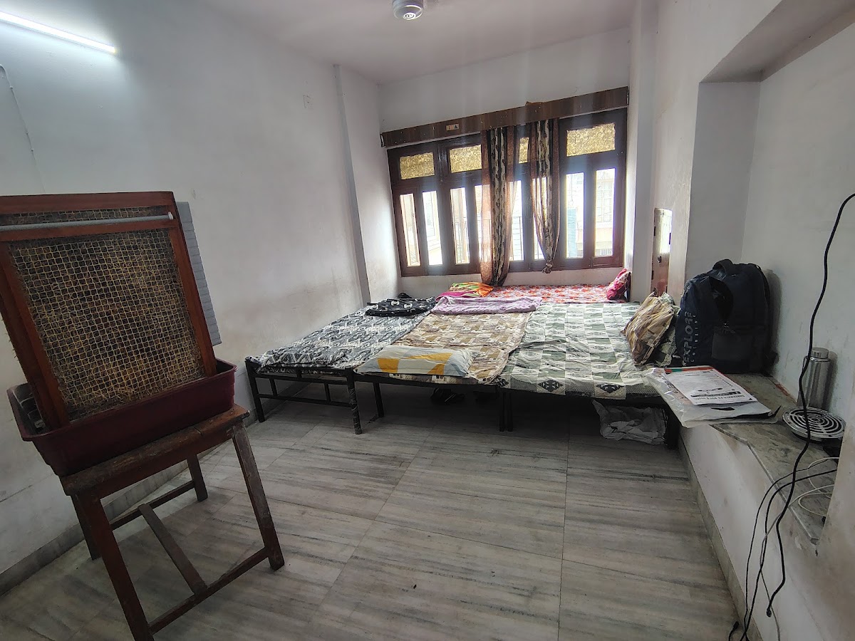 SHREE NATH PG BOYS HOSTEL – Boys PG in Udaipur preview photo 1