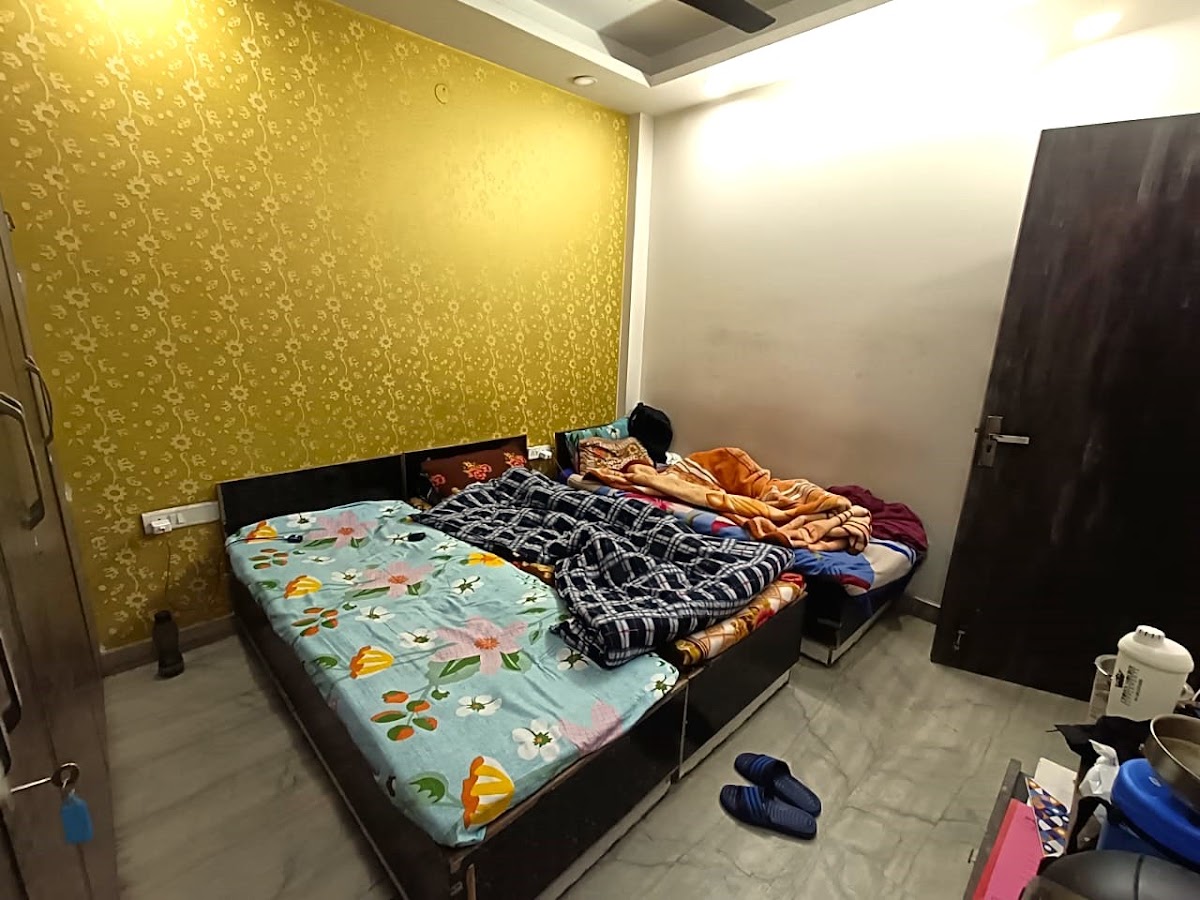 VEER PG ( Boys Pg in Rohini) – Boys PG in Delhi preview photo 1