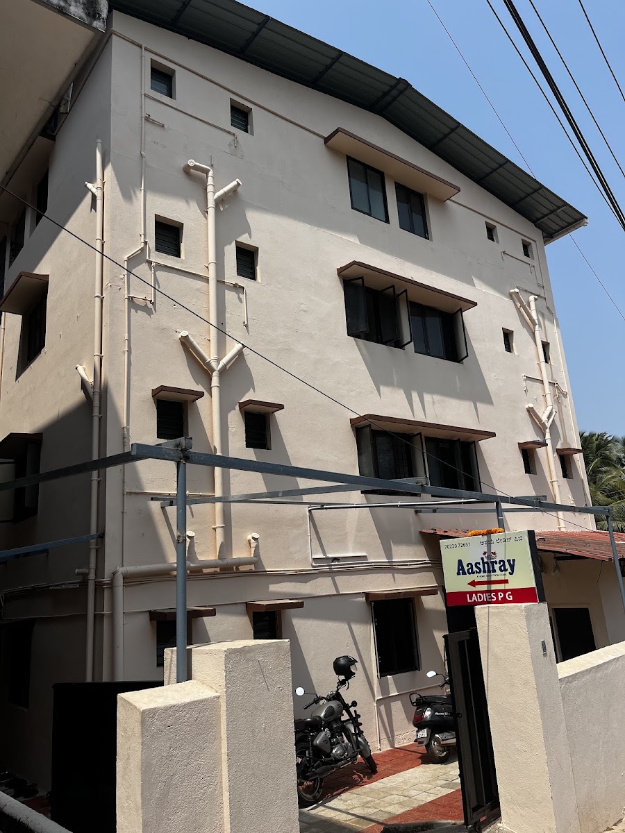 Aashray: Ladies Paying Guest In Attavar,Mangalore
