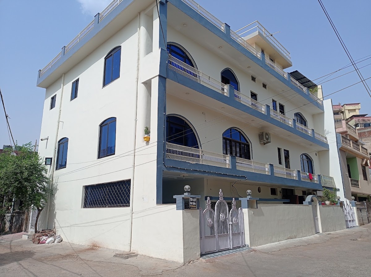 A & H P.G girls hostal – Girls PG in Gwalior preview photo 1