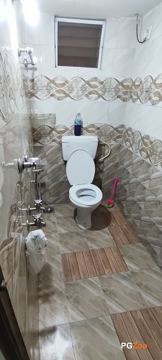Queen Bee PG Accomodation for Ladies – Co-ed in Kochi preview photo 2