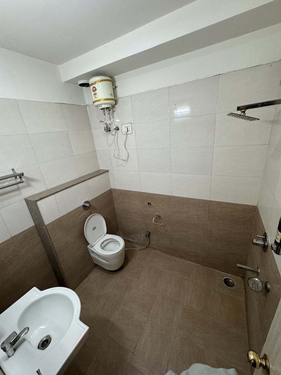 Shree Swastik Girls Hostel – Girls PG in Udaipur preview photo 1