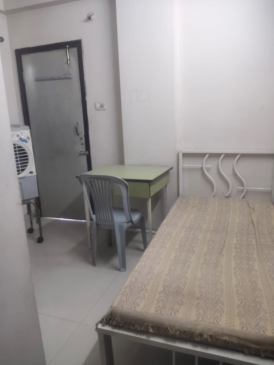 Padmavati Girls Hostel preview 1