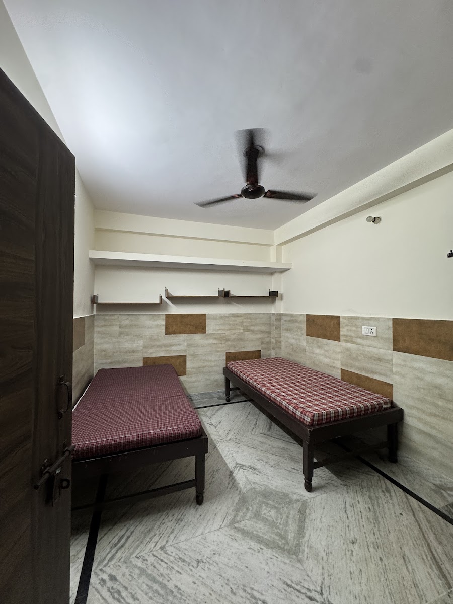 Nakul Boys Hostel preview 1
