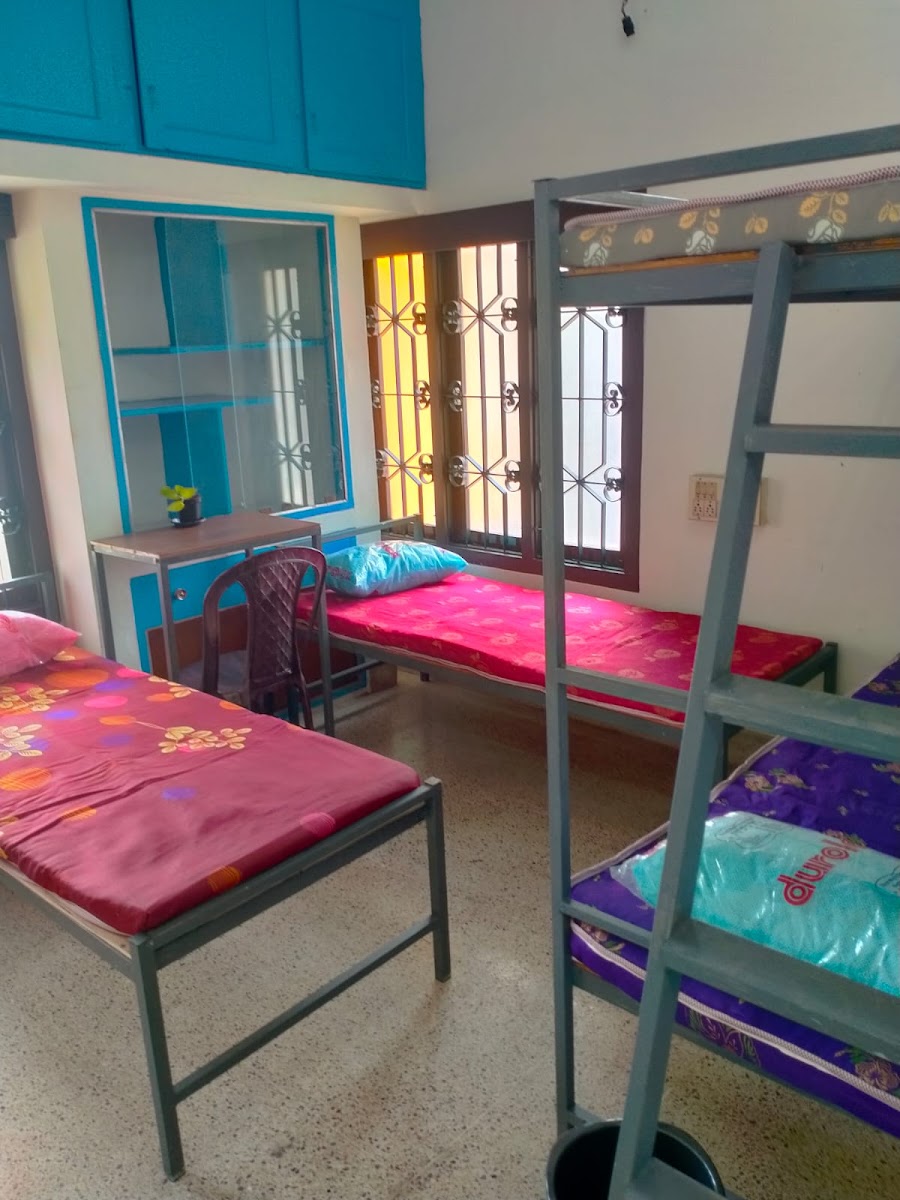 Aami's Ladies Hostel – Girls PG in Thiruvananthapuram preview photo 1