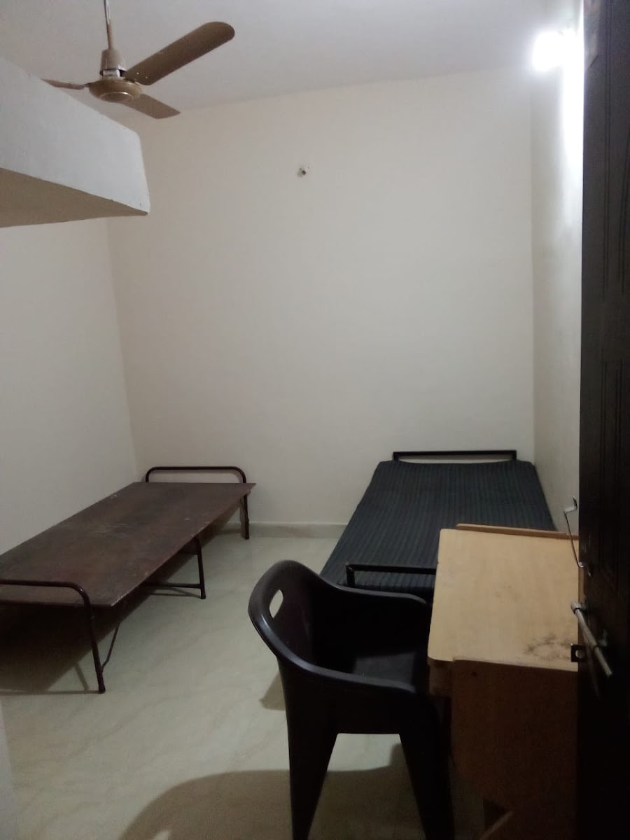 Khare girls hostel – Girls PG in Jabalpur preview photo 2