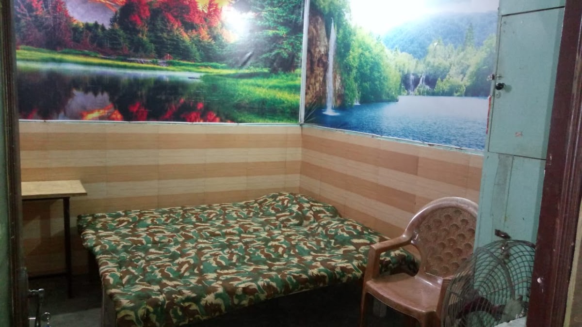 Shri Dham Girls Hostel – Girls PG in Kanpur preview photo 1