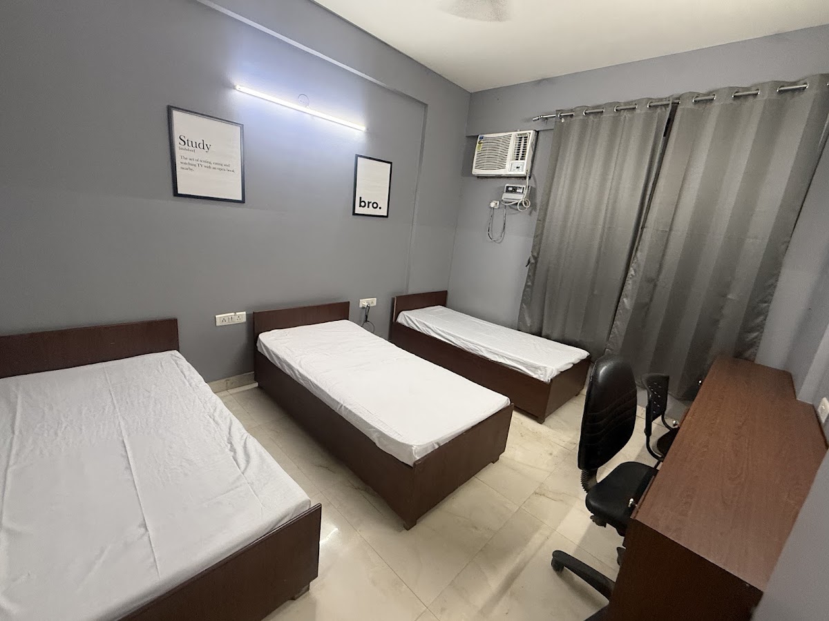 Rama Boys Hostel & Pg, Boys Hostel In Greater Noida preview 2