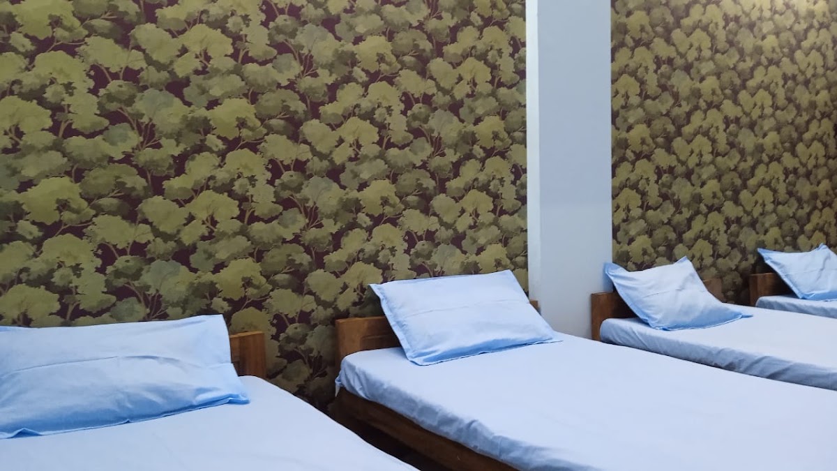 Hari Om Boys Hostel & Guest House, Nehru Nagar -Best Boys Hostel |Top Boys Hostel |Guest House in Nehru Nagar Bhopal – Boys PG in Bhopal preview photo 1