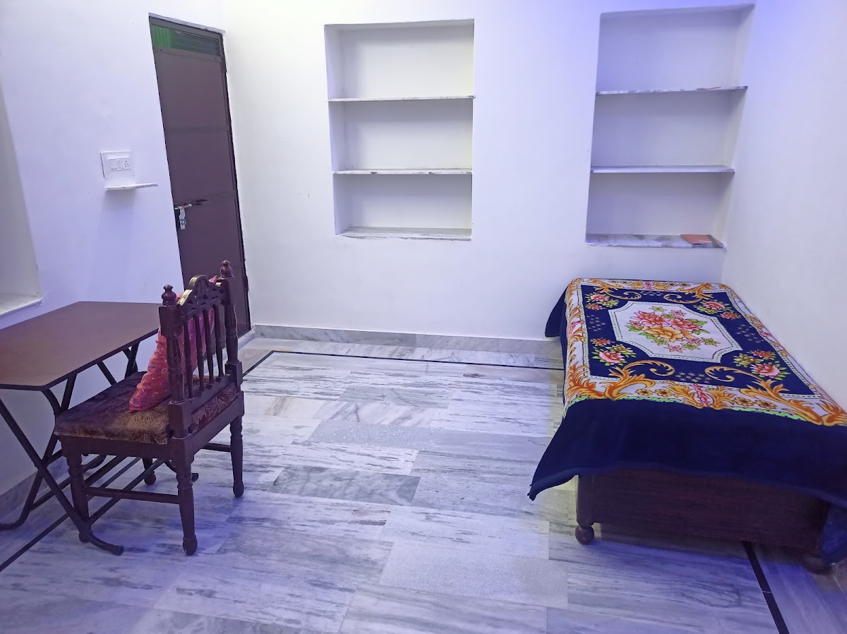 Ramawat Girls Hostel (PG) – Girls PG in Jodhpur preview photo 2