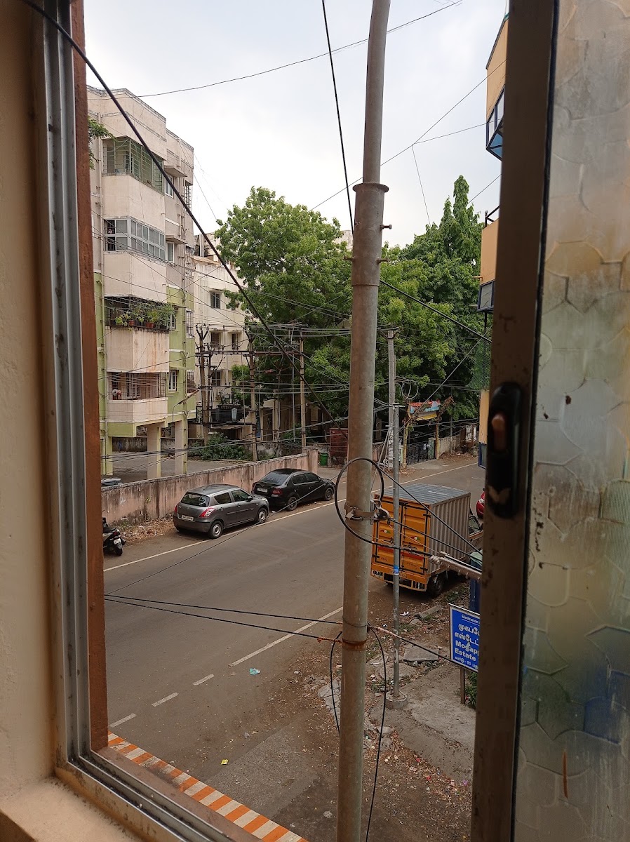 Akshaya's ultra deluxe mens pg – Boys PG in Chennai photo 1