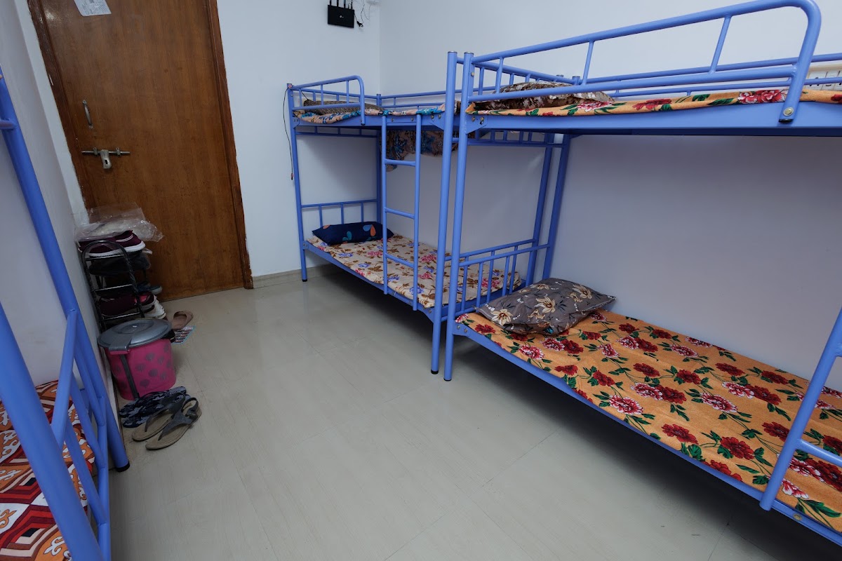 Shri Ladies Hostel – Girls PG in Chennai preview photo 1