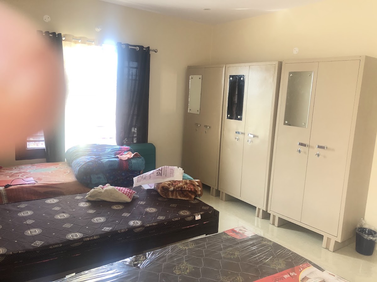 Samaira Amaira's Homes (PG For girls) preview 1
