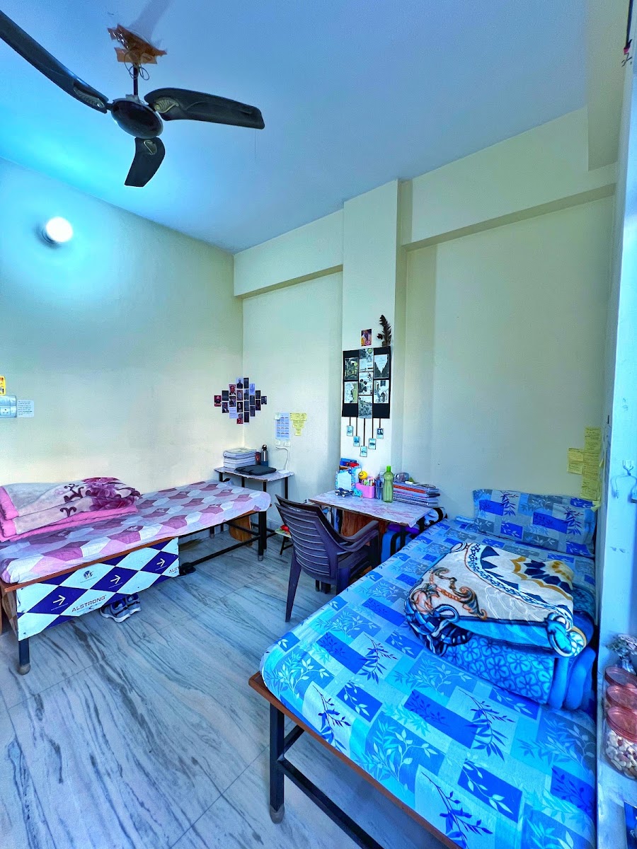 Lucknow Girls Hostel preview 1