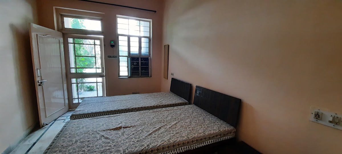 Maatra Chaya PG Hostel for girls and women preview 1