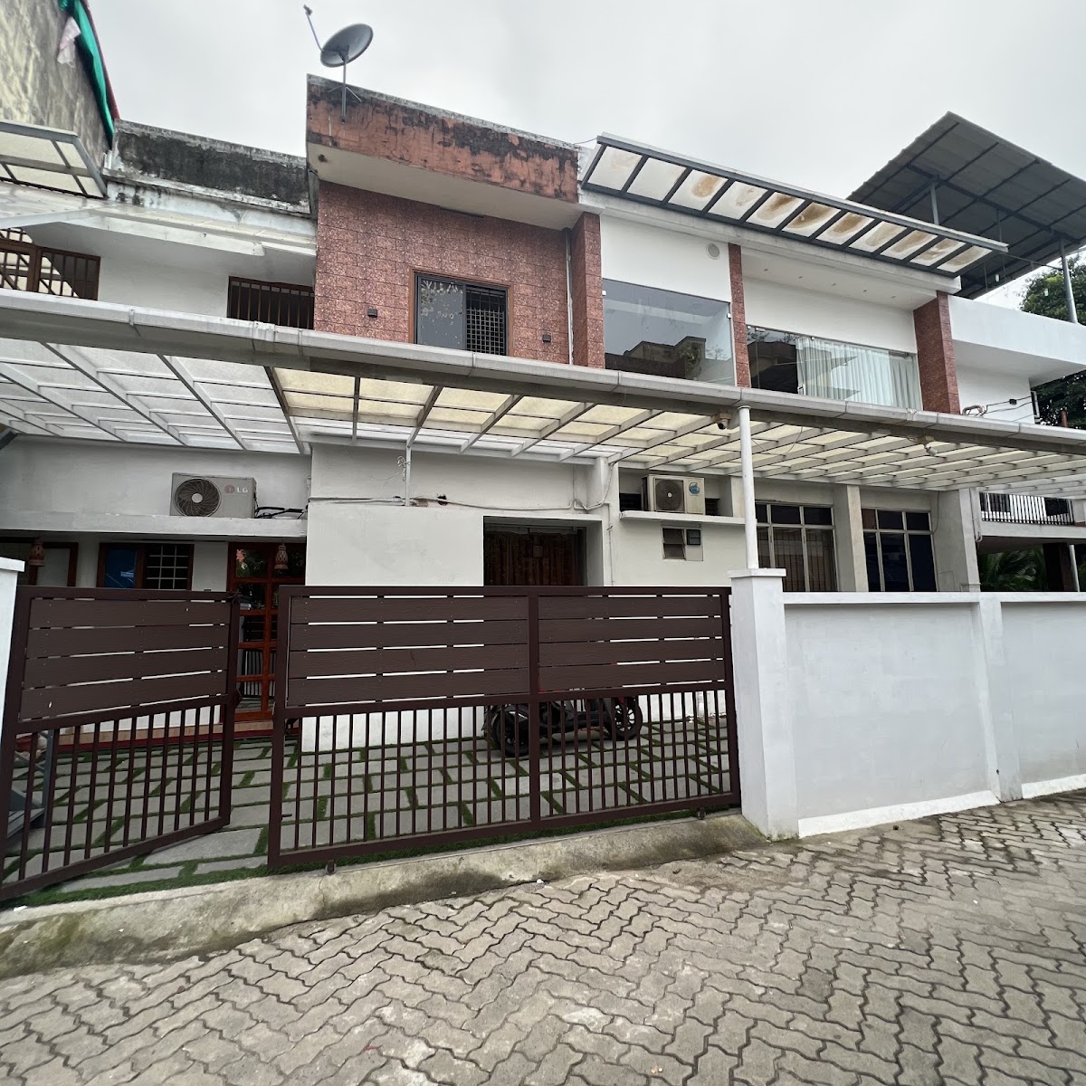 urban stay ladies pg hostel