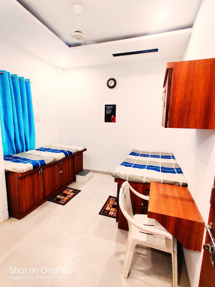Manoshree girls hostel – Girls PG in Indore preview photo 1