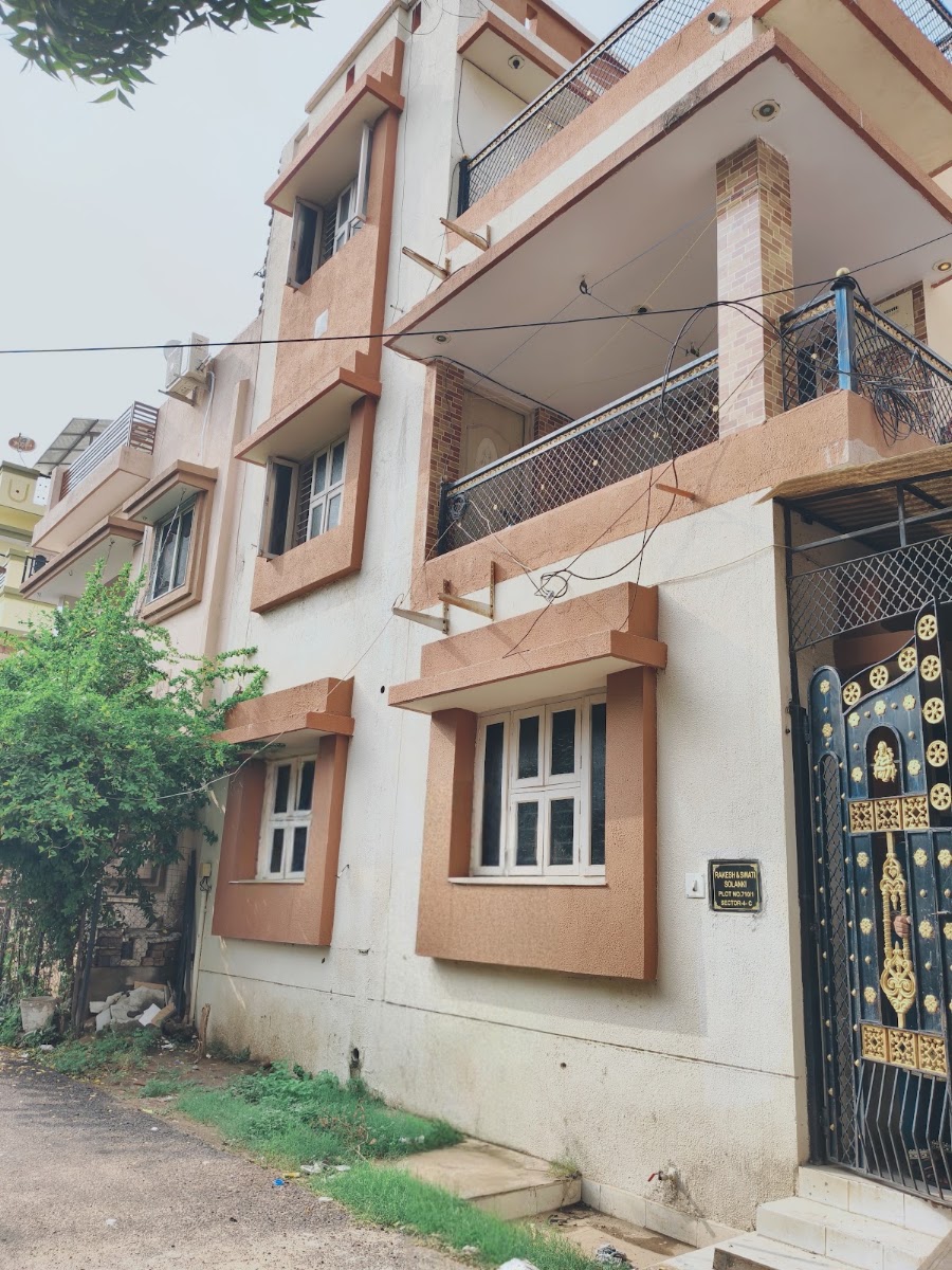 The Geeta Boys PG & Hostel – Boys PG in Gandhinagar photo 1