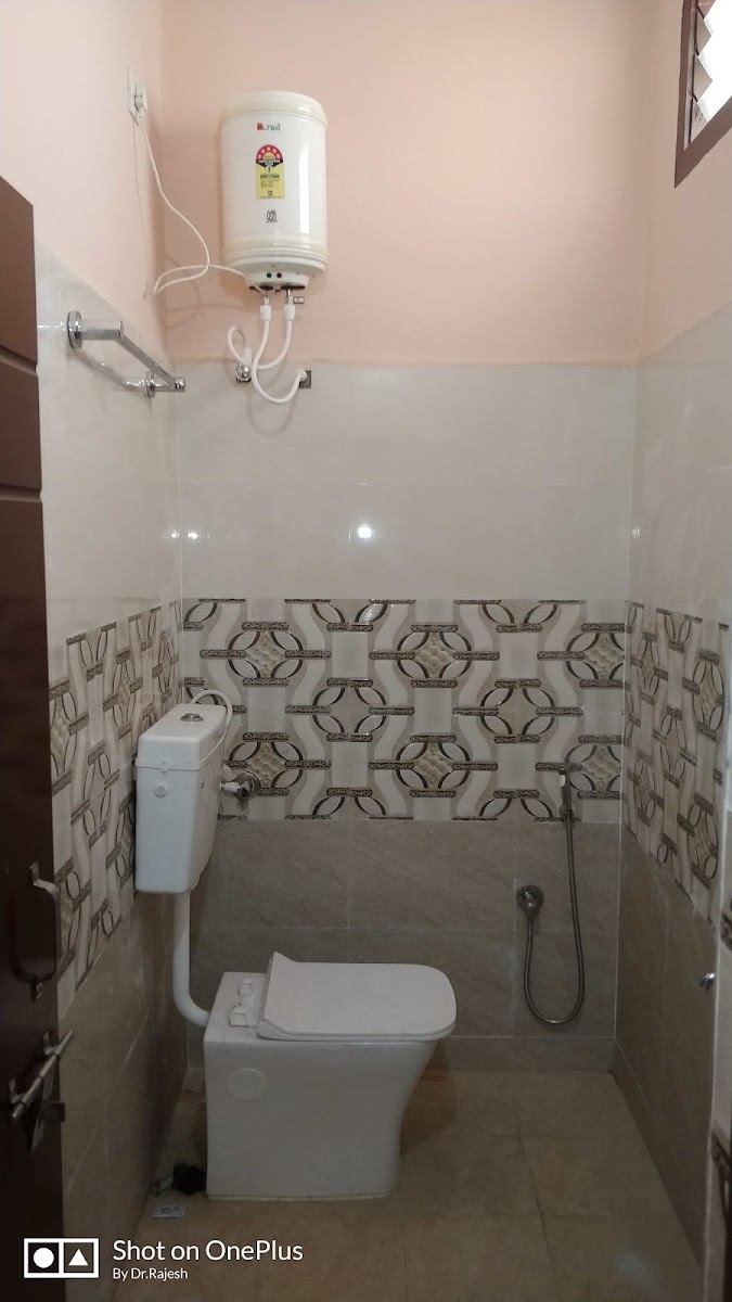 Sree Vigneshwara Executive Girls Hostel preview 2