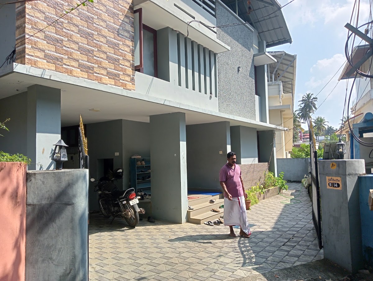 Mythri pg for boys