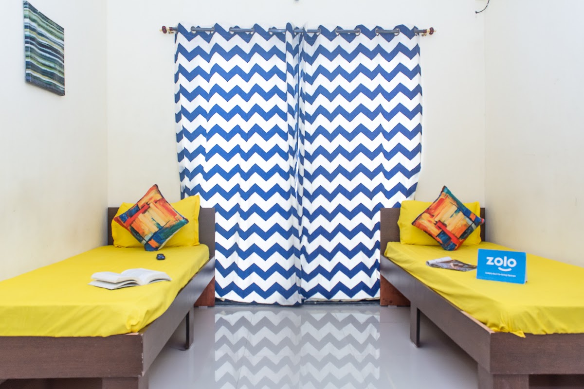 Zolo Adroit - PG in Wadgaon Sheri | Unisex PG – Co-ed in Pune preview photo 1