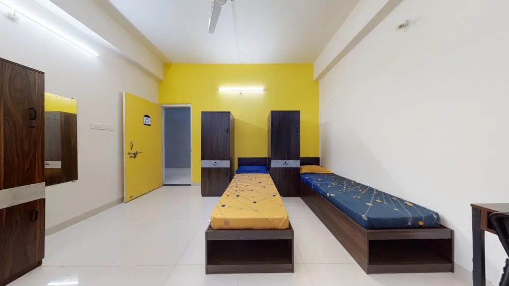 Stanza Living Nazareth House | Boys PG in Geeta Bhawan preview 1