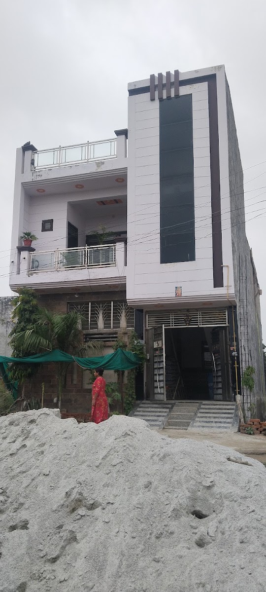 Chaudhary girls pg hostel