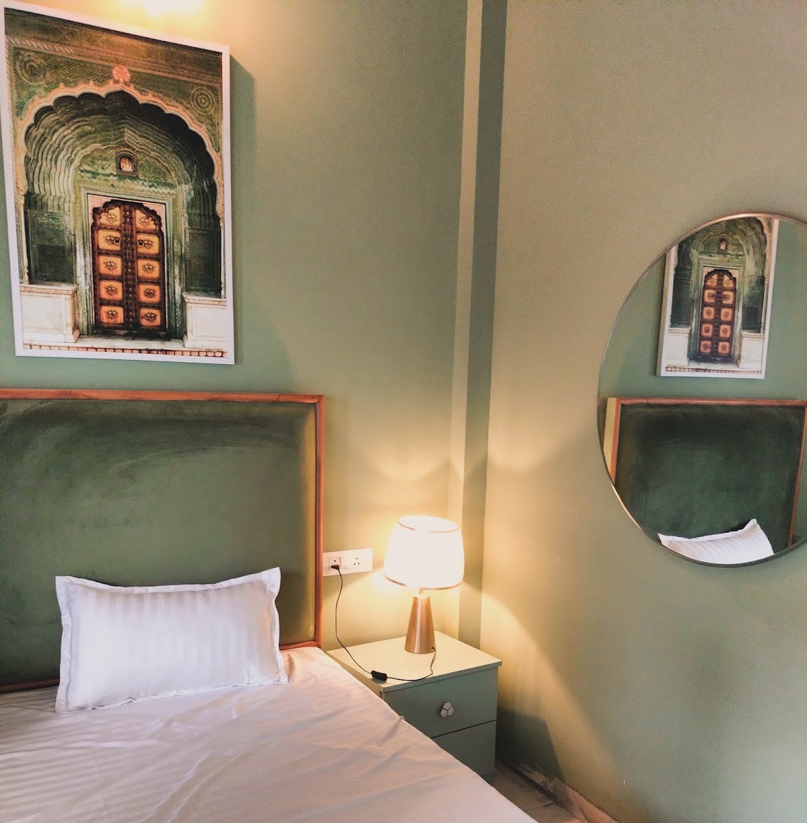 Casa Bella Girls Hostel (Exotica) – Girls PG in Indore preview photo 1