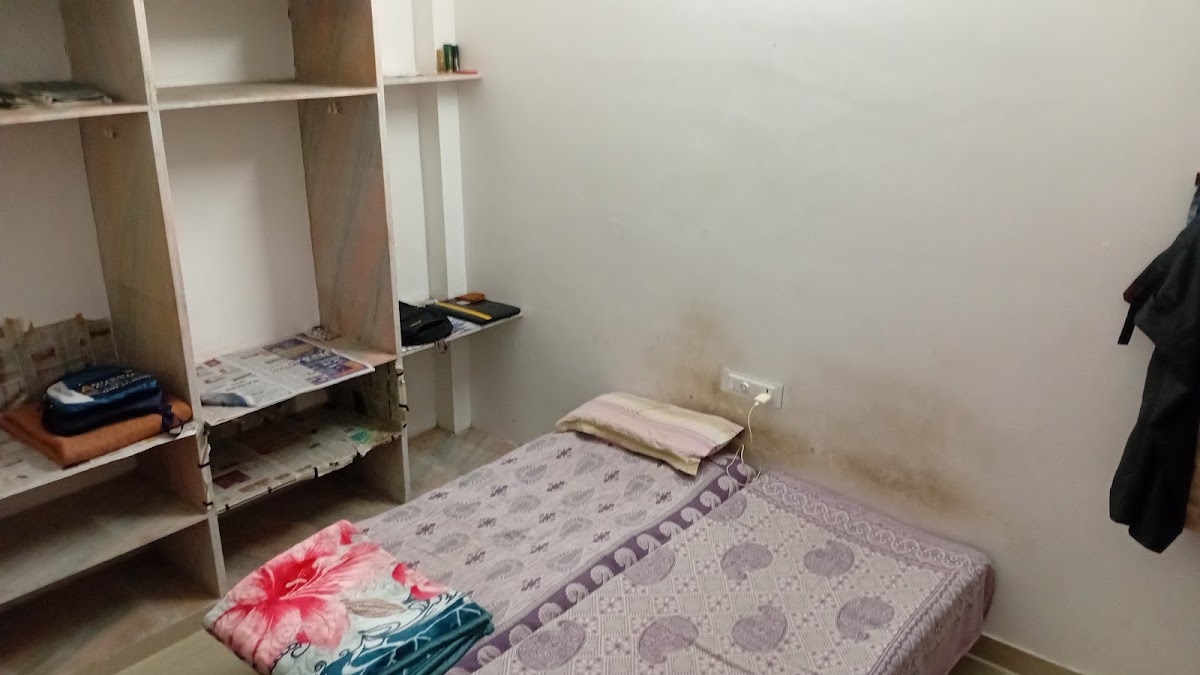 Nirmal Dham Boys Hostel – Boys PG in Udaipur preview photo 1