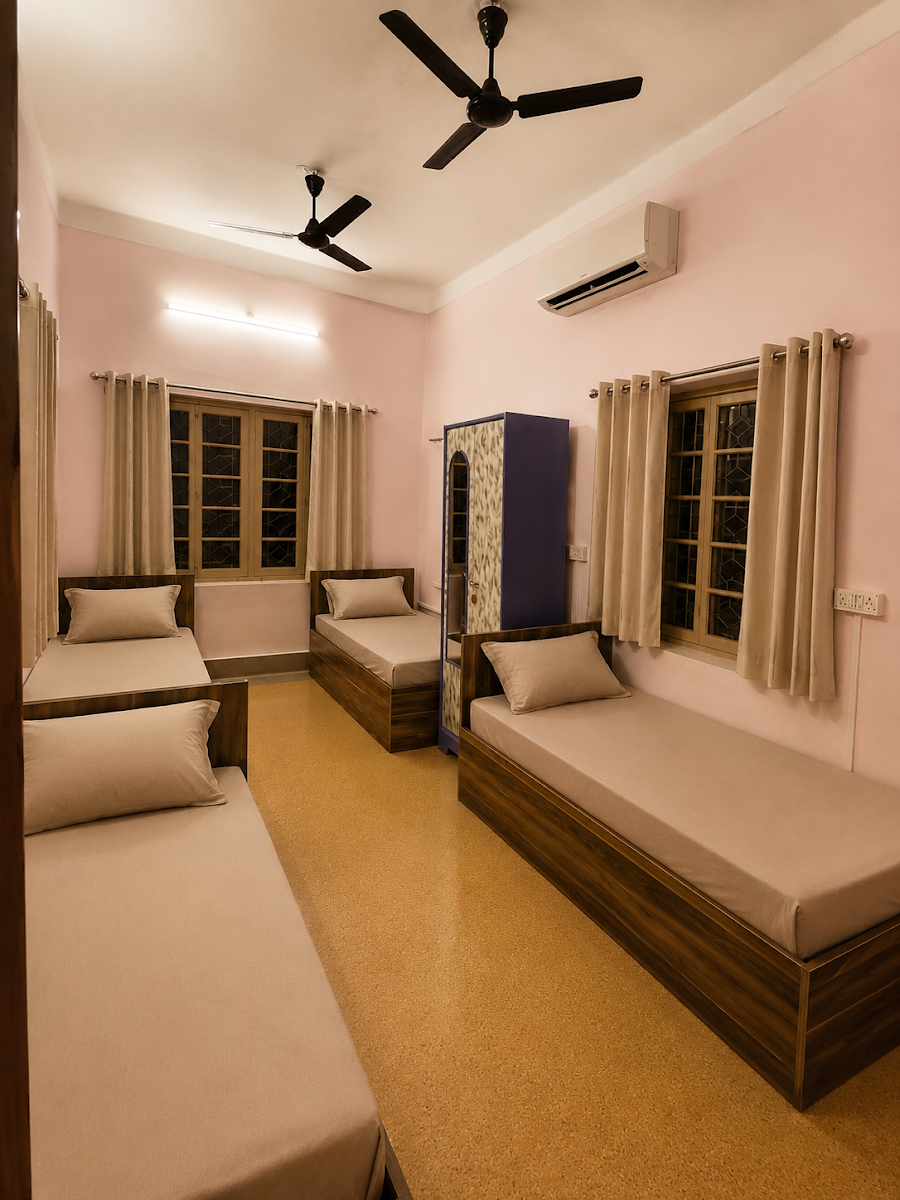SheStays - Girls PG in Bhawanipore Kolkata preview 2